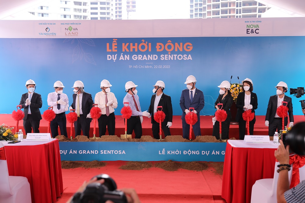 Hồi sinh gần 2.000 căn hộ sau 13 năm 